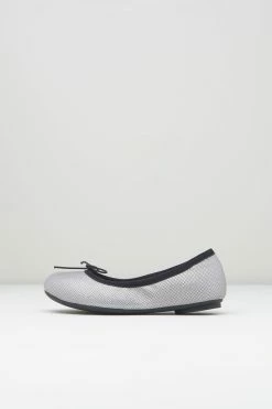 Brand new ⌛ BLOCHSTORE-US 👧 Girls Leda Ballet Flats Silver Shimmer 😉